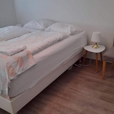 Central Akureyri Apartment Dream4You Exteriör bild